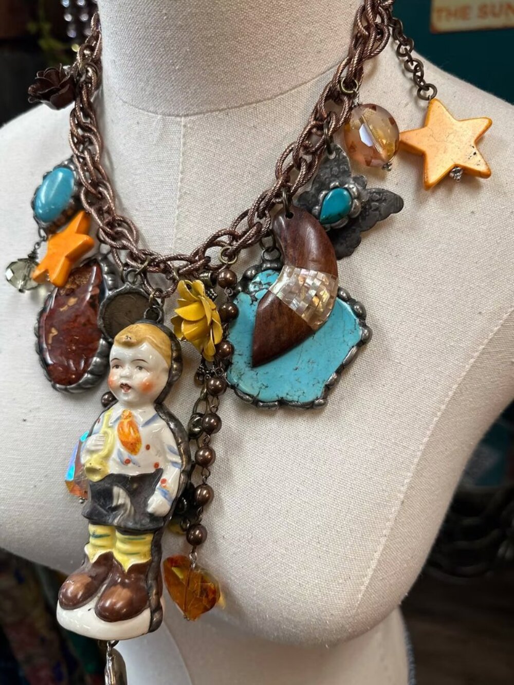 Art by Amy Labbe - Thorn Haze Necklace - Picture 3 of 4